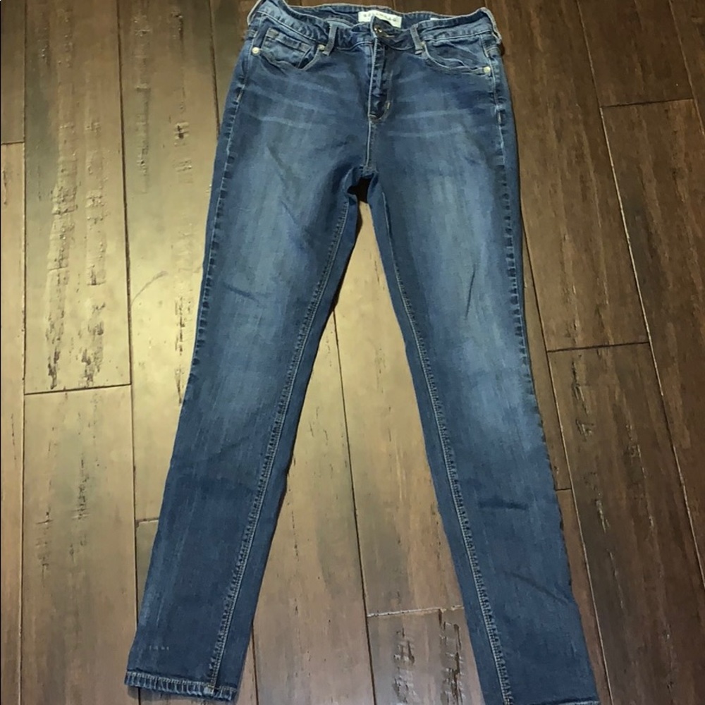 Bullhead skinny jeans size 9R